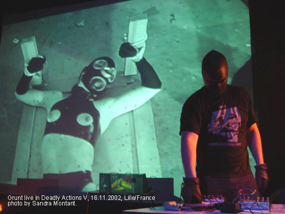 Gruntlivephoto1.jpg (39807 bytes)